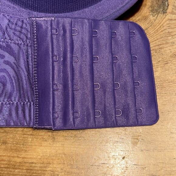 Woman’s Strapless Convertible Purple Bra Size 80G (36E) - Picture 8 of 8